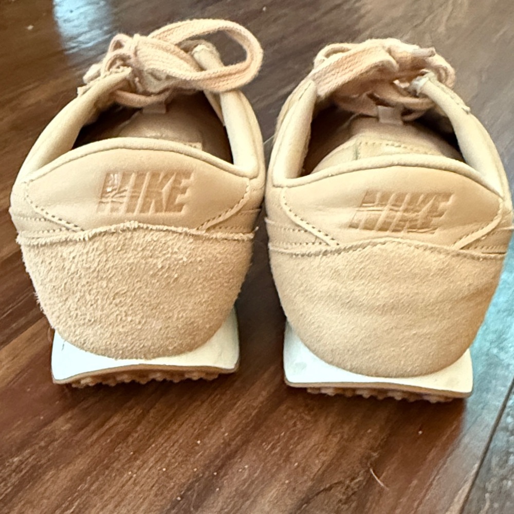 Nike Tan Sneakers Suede Mesh Retro - Picture 4 of 5